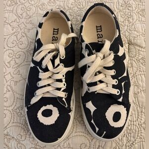 Marimekko Floral Unikko Black and White Patterned Sneakers